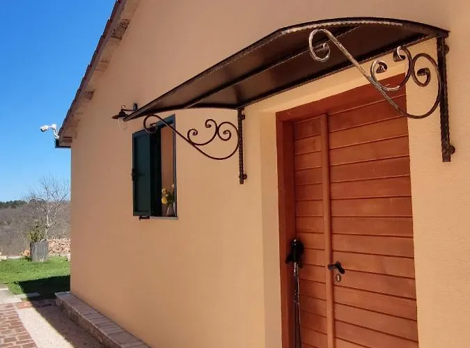 Iskra Apartmán Grožnjan